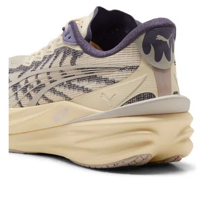 Puma Deviate Nitro 4 Running Shoe In Neutral