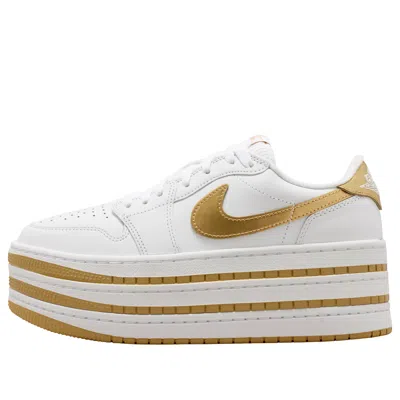 Jordan Womens Aj1 Triple Stack Se In White