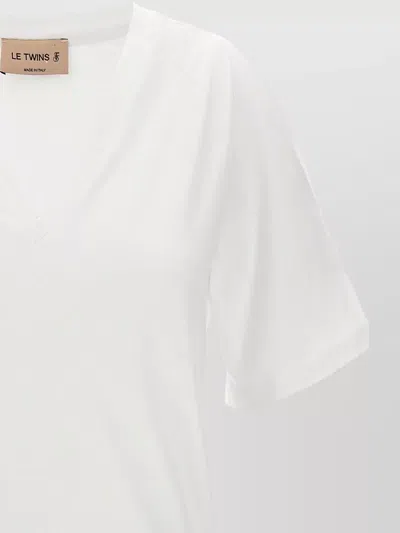 Le Twins Gianna V Neck Short Sleeve Top In White