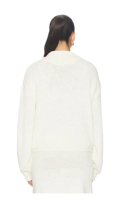 Aya Muse Kena Top In White