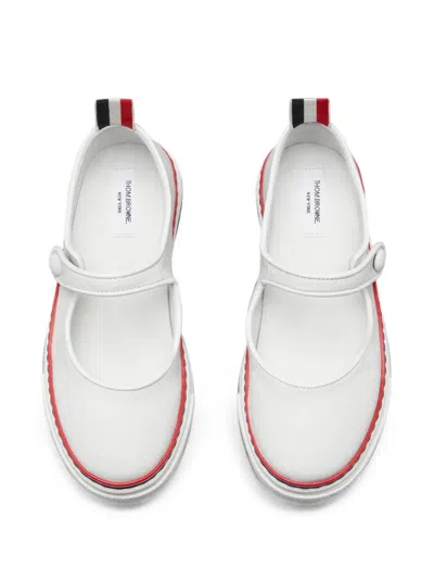 Thom Browne 캔버스 테니스 메리 제인 슈즈 In White