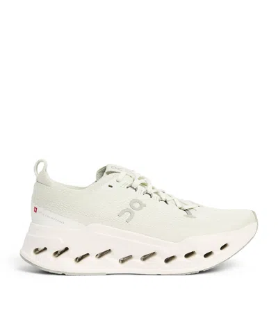 On Cloudsurfer Max Trainers In White