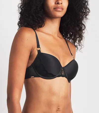 Chantelle Fleurs Memory T-shirt Bra In Black