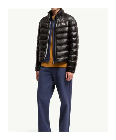 Moncler Water-repellent Micro Ripstop Down-filled Jacket With Drawstring Hem In Black