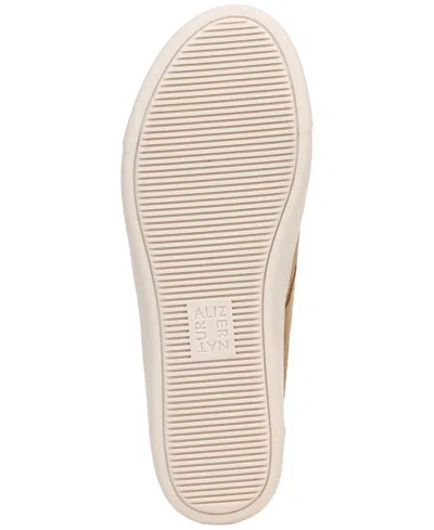 Naturalizer Medina Sneaker In Brown