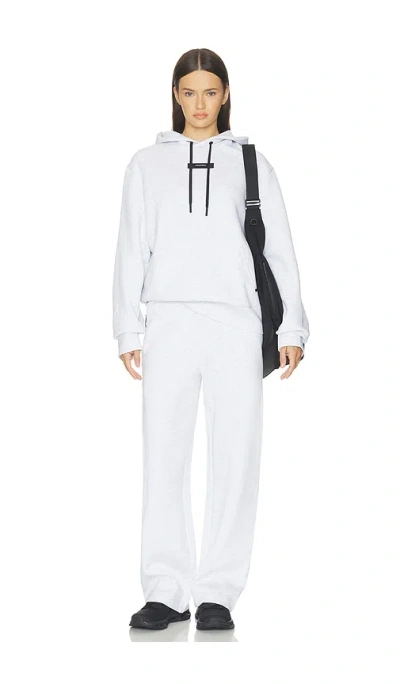 On Focus Tech Hoodie In White
