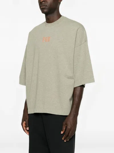 Essentials 로고 프린트 라운드 넥 티셔츠 In Multi
