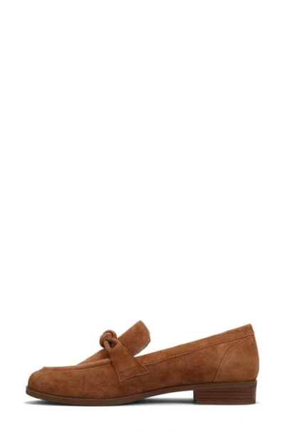 Vaneli Kaye Loafer In Brown