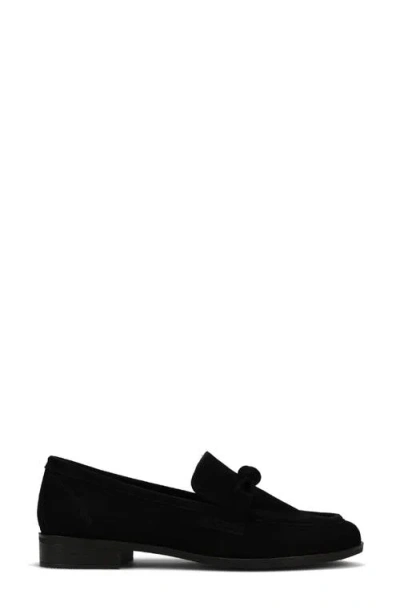 Vaneli Kaye Loafer In Black