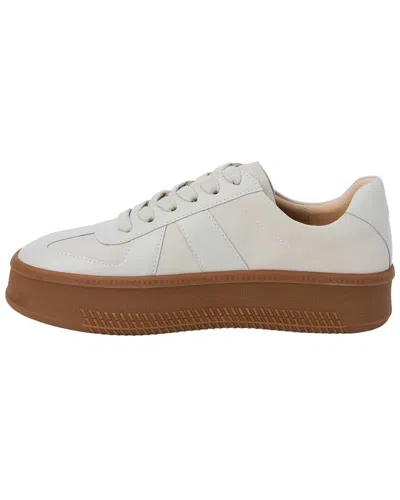 Matisse Coconuts By  Warwick Sneaker In White