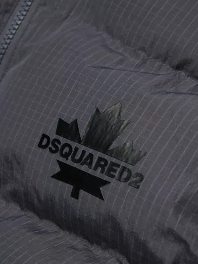 Dsquared2 로고 프린트 패딩 재킷 In Black