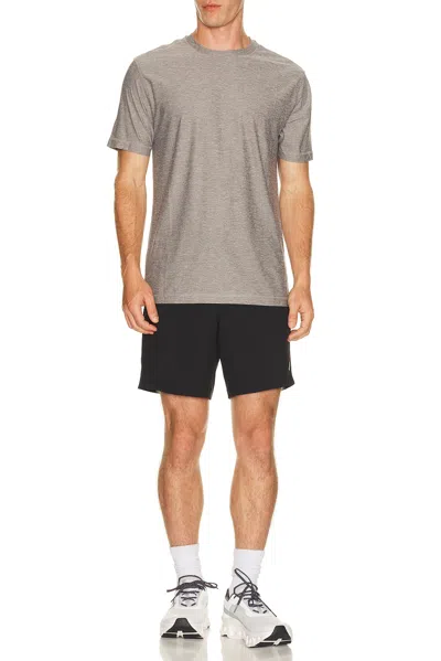 Vuori Kore Lined 7 Lined Short In Black