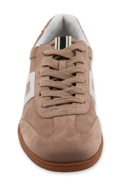 Shushop Saffron Sneaker In Brown