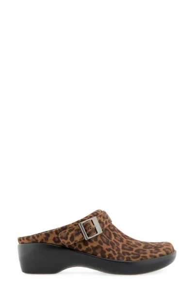Munro Clarice Leather Clog In Multi