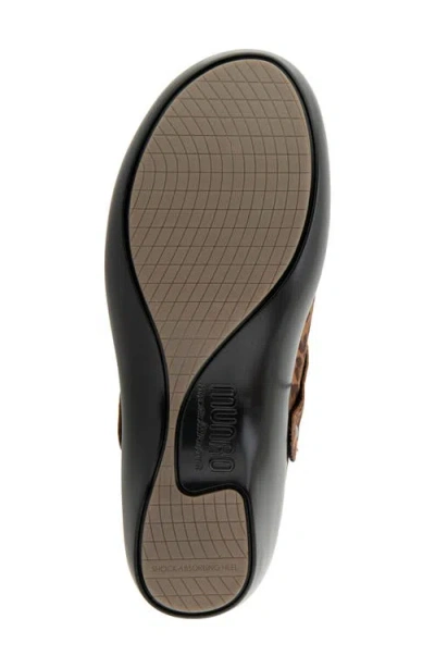 Munro Clarice Leather Clog In Multi