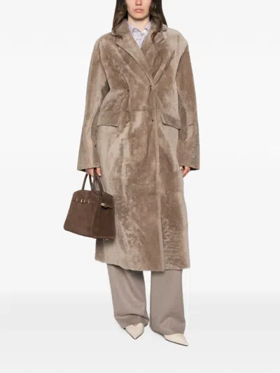 Utzon Double-breasted Reversible Shearling Coat In Brown