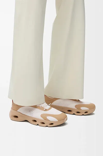 Loewe Round-toe Sneakers In Neutral