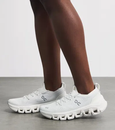 On Cloud X Tempo Trainers In White