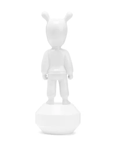 Lladrò 게스트 포슬린 피규어 In White