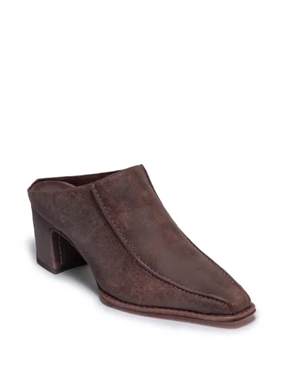 Bernardo Brynn Mule In Brown