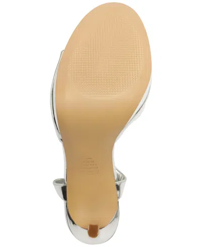 Schutz 115mm Scarlett Metallic Leather Platform Sandals In Silver
