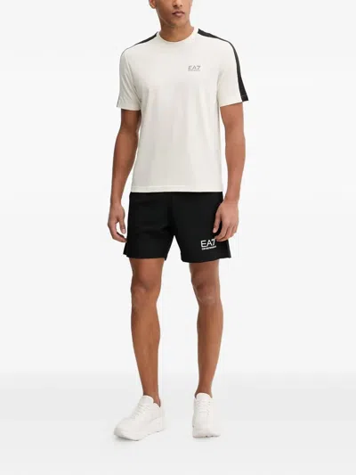 Ea7 Dynamic Athlete Logo-print T-shirt In White
