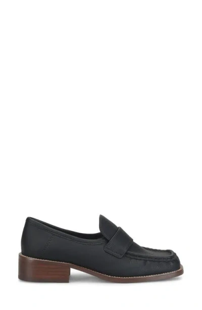 Korks Frey Loafer In Black
