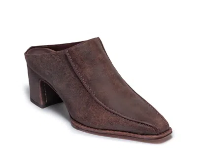 Bernardo Brynn Mule In Brown