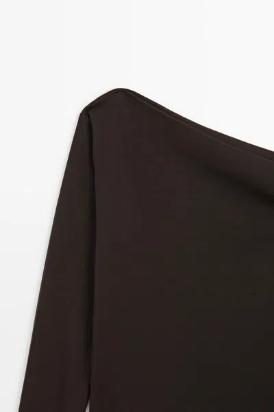Massimo Dutti T In Brown
