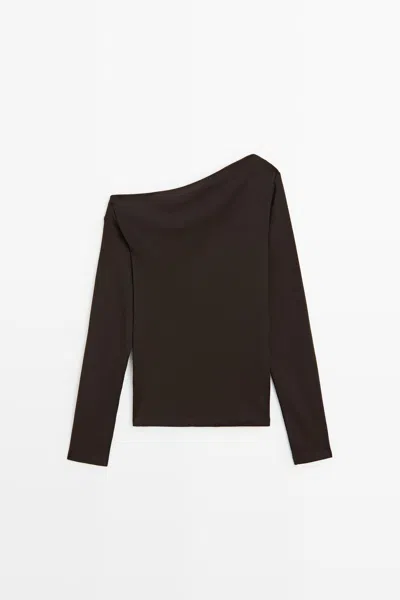 Massimo Dutti T In Brown