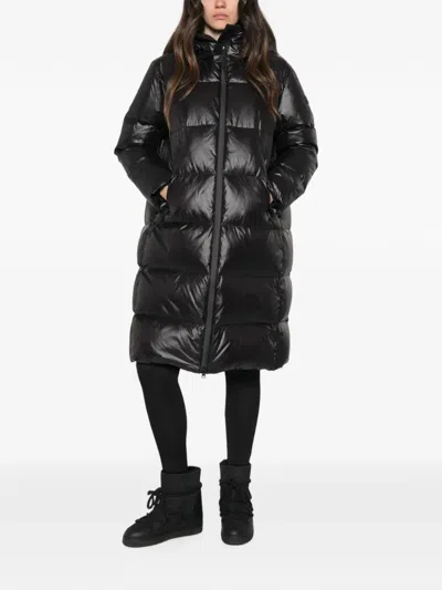 Peuterey Tailored Black Coat With Structured Design In Black