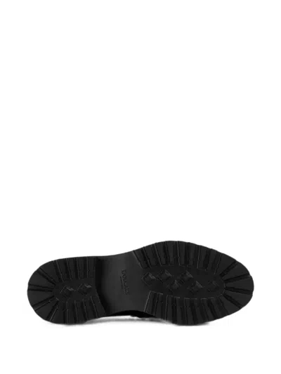 Doucal's Brogue-detail Ankle Boots In Black