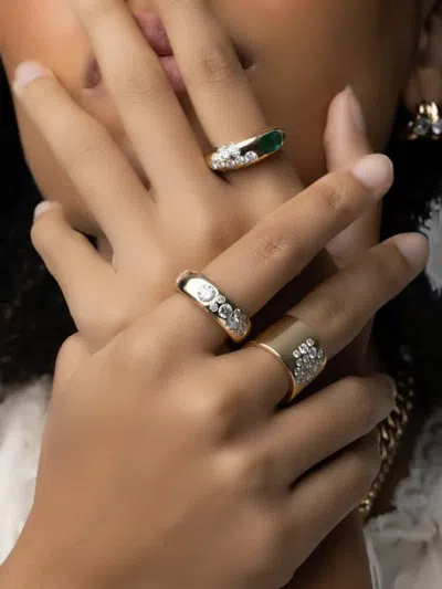 Uniform Object Dowry Emerald And Diamond Ring In Gold