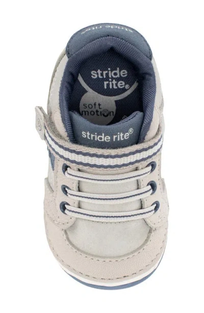 Stride Rite Artie Sneaker In Multi