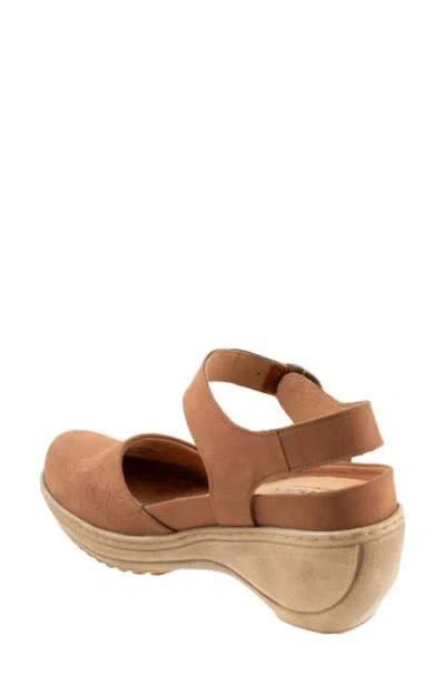Softwalk Mabelle Pump In Brown