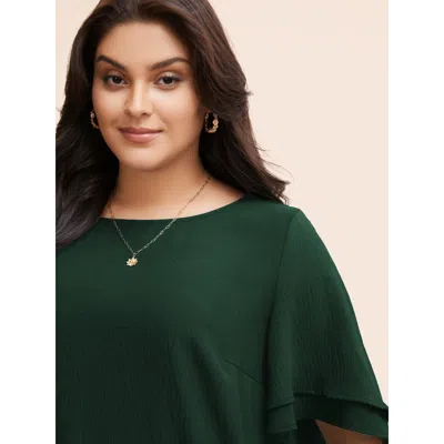 Bloomchic Solid Tiered Ruffles Split Hem Blouse In Green