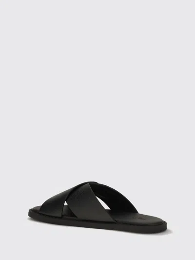 Fendi Crossed X-strap Calfskin Slide Sandals In Black