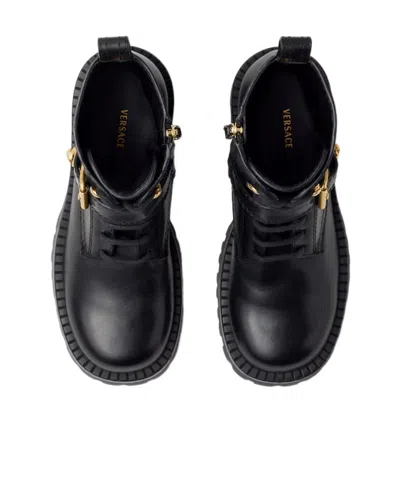 Versace Roxy Leather Boots 35 Mm In Black