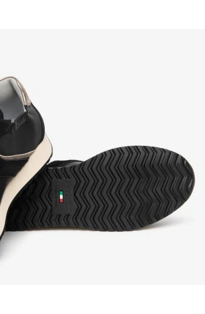 Nerogiardini Leather Low Top Sneaker In Black