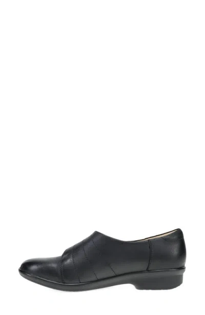 Dansko Chelsie Flat In Black
