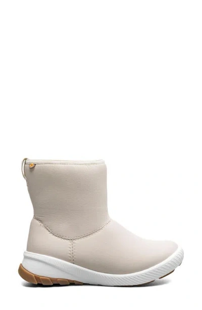 Bogs Coral Mid Bootie In White