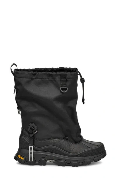Ugg Metropeak In Black