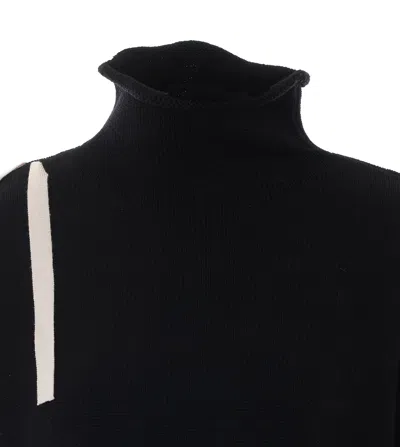 Alpha Studio Long-sleeved Sweater In Black