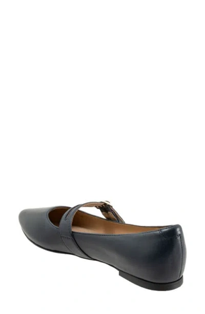Trotters Emerald Pointed Toe Mary Jane Flat In Multi