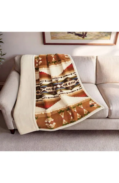 Pendleton Solstice Canyon Plush Throw Blanket In Multi