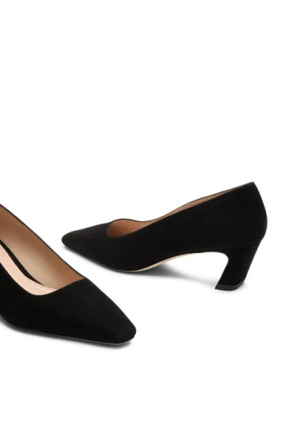 Stuart Weitzman Stassi Pump In Black
