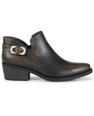 Baretraps Persis Bootie In Hazelnut
