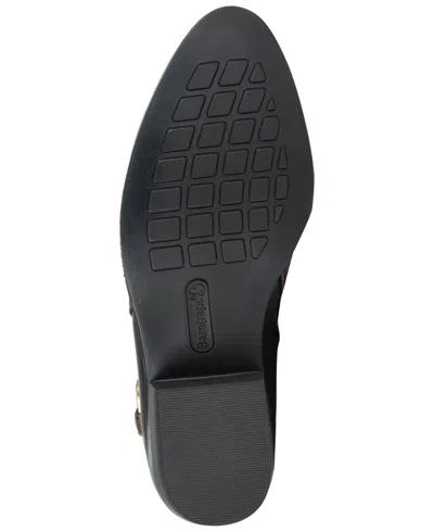 Baretraps Persis Bootie In Hazelnut