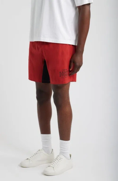 Santo Studio Hotel Tech Shorts In White