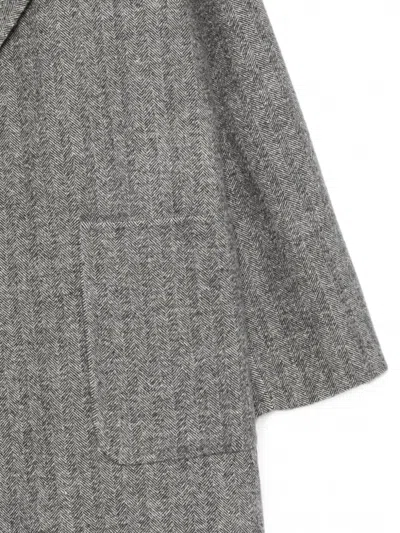 Manzoni 24 Herringbone-pattern Notch-lapels Coat In Gray